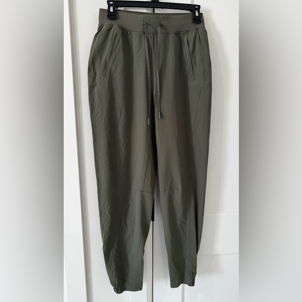 Women’s Lululemon Joggers